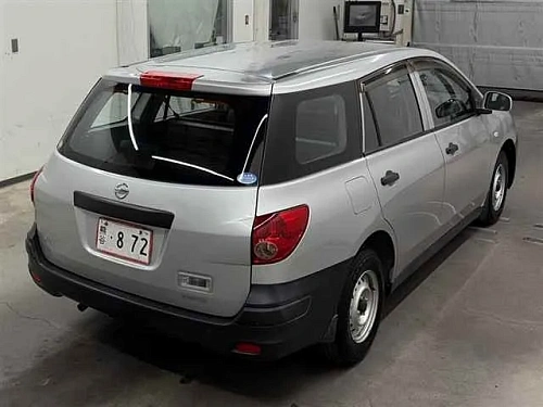NISSAN AD 2021